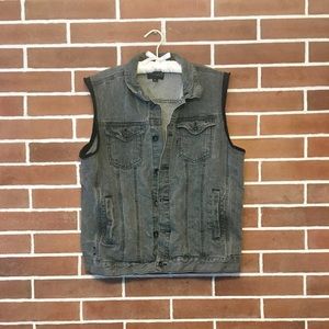 🔴SOLD Hot Topic Mens Jean Vest